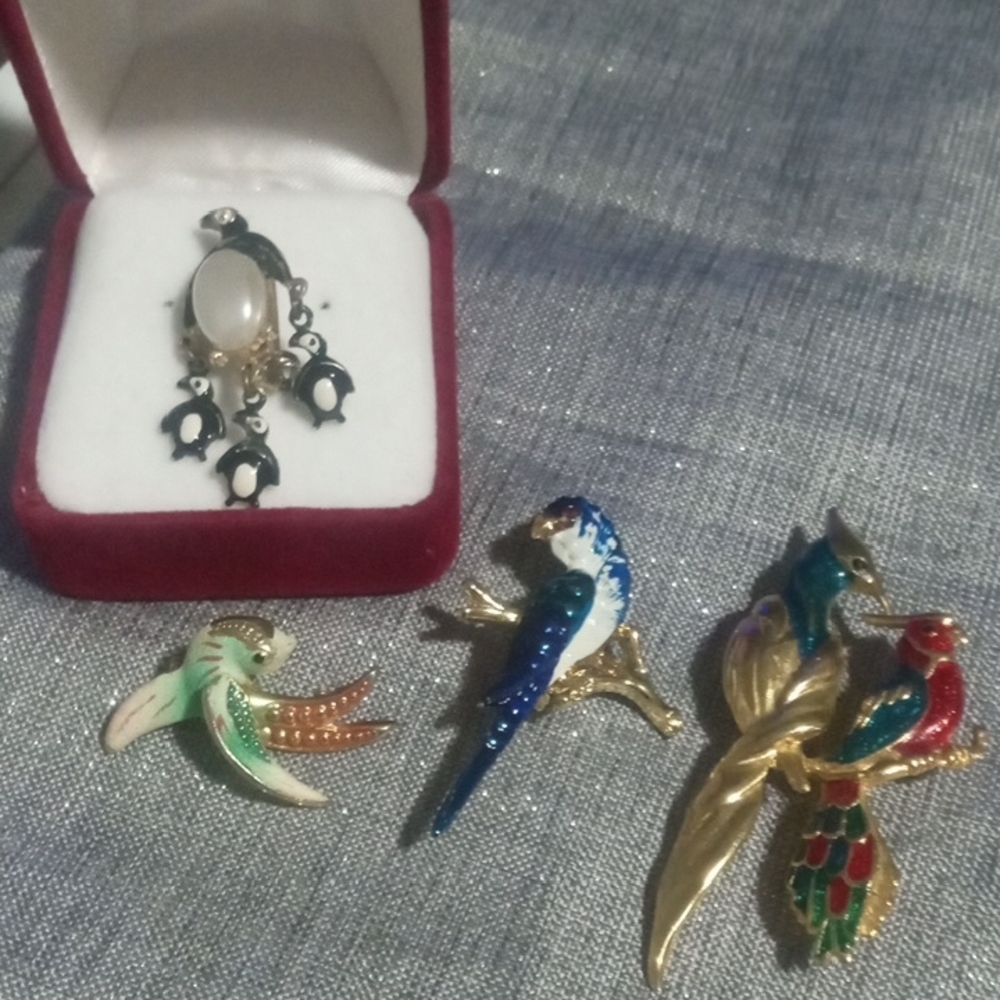 Vintage Enamel Multicolor Bird Brooches penguin /Free Pair Of Earrings
